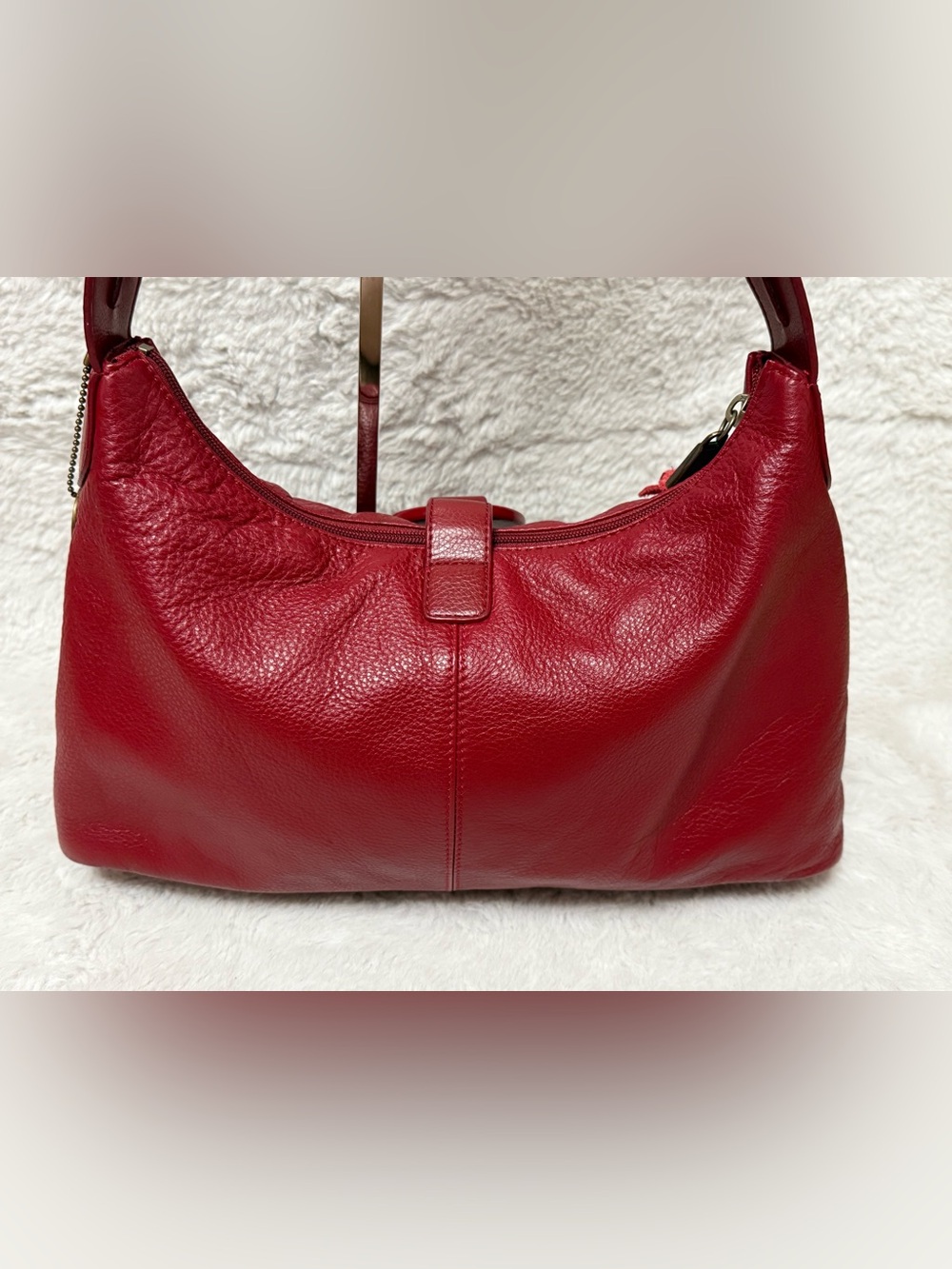 The Sak Red Vintage Leather Hobo Bag - Picture 5 of 15